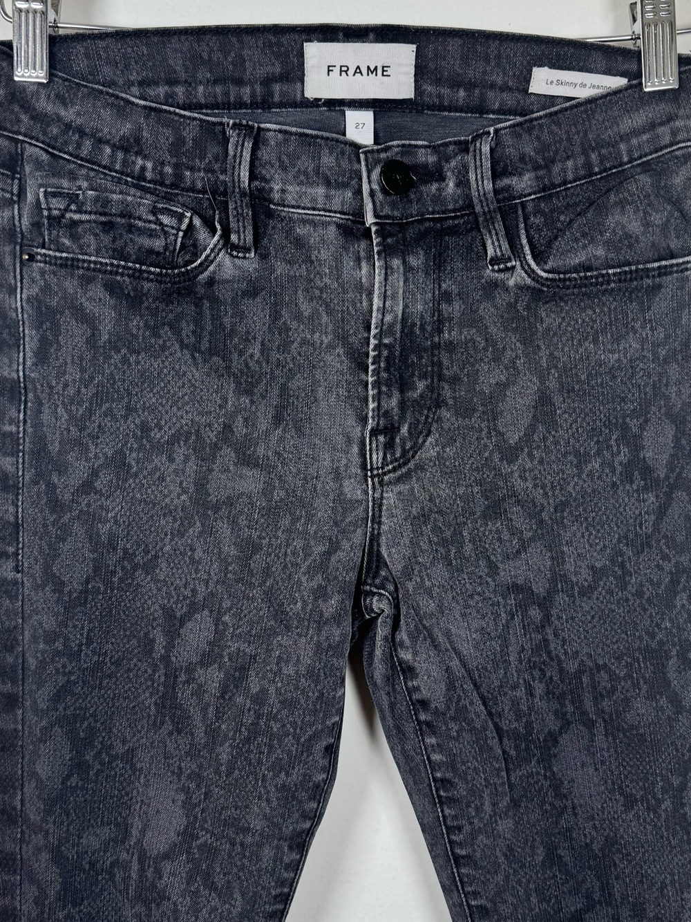 FRAME Le Skinny de Jeanne Black Python Denim Jeans Women’s 27 Goth Glam Mobwife - Picture 2 of 6